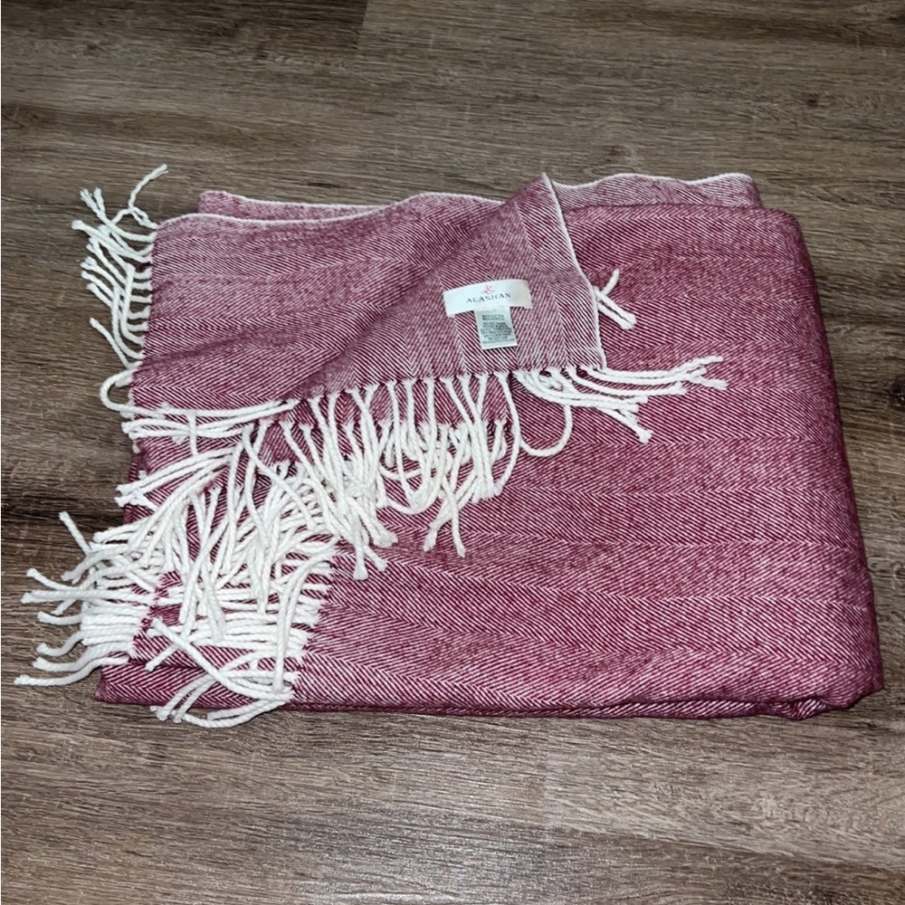 Alashan Cashmere Adirondack Herringbone Throw